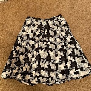 NWOT Medium LuLaRoe pleated skirt